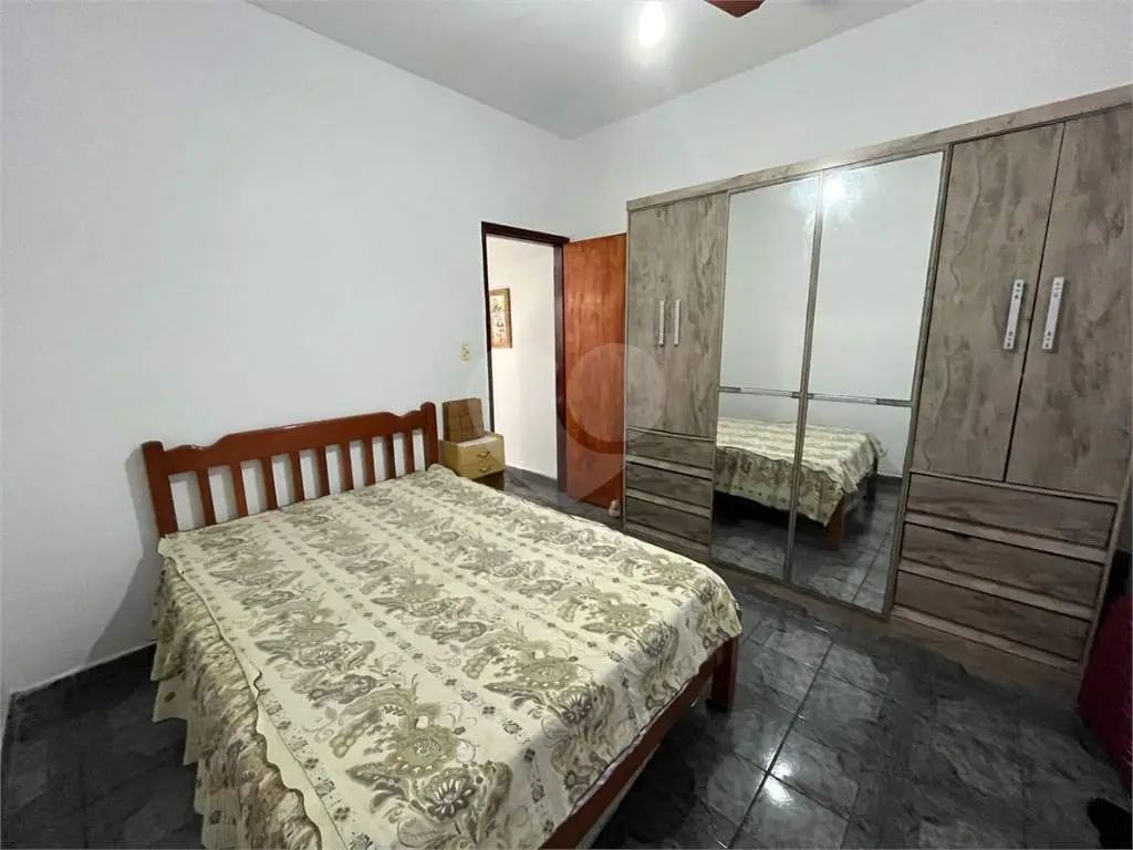Casa para Venda em Praia Grande, Ocian, 2 dormitórios, 1 suíte, 1 banheiro, 2 vagas
