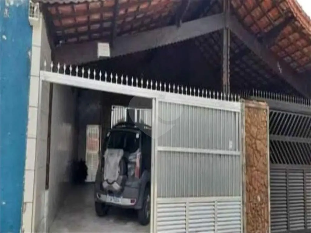 Casa para Venda em Praia Grande, Vila Tupi, 2 dormitórios, 1 suíte, 1 banheiro, 2 vagas