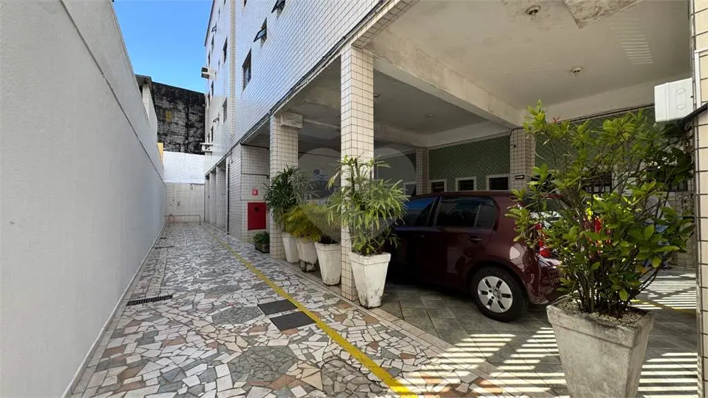 Kitnet para Venda em Praia Grande, Aviação, 1 dormitório, 1 banheiro, 1 vaga