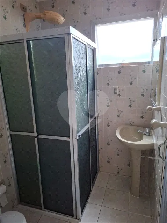 Kitnet para Venda em Praia Grande, Real, 1 dormitório, 1 banheiro, 1 vaga