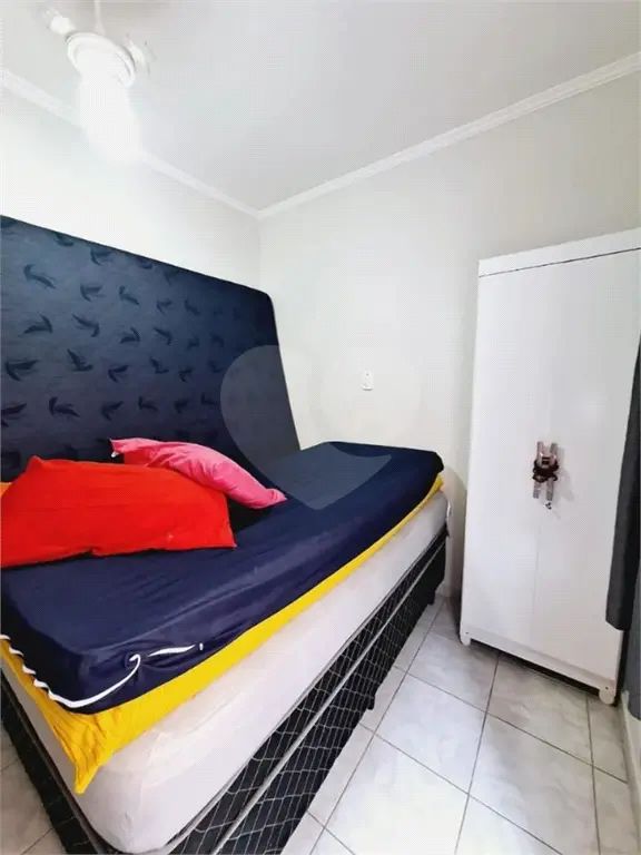 Kitnet para Venda em Praia Grande, Tupi, 1 dormitório, 1 banheiro, 1 vaga