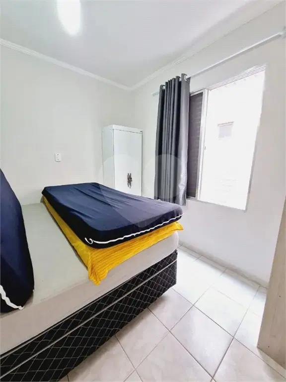 Kitnet para Venda em Praia Grande, Tupi, 1 dormitório, 1 banheiro, 1 vaga
