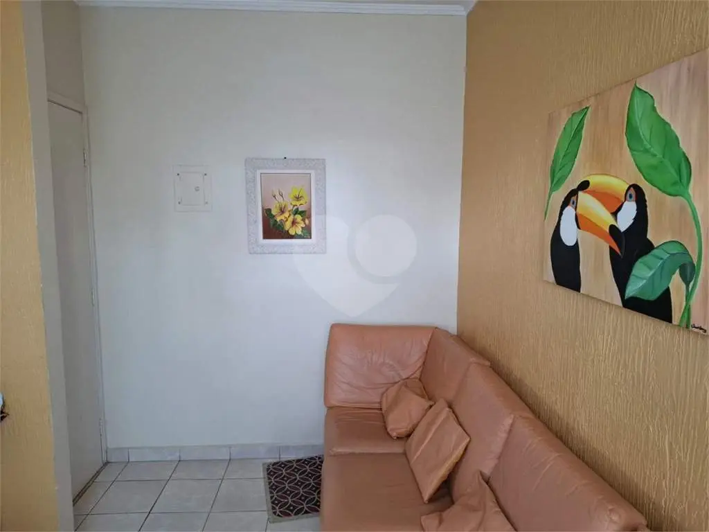 Kitnet para Venda em Praia Grande, Real, 1 dormitório, 1 banheiro, 1 vaga