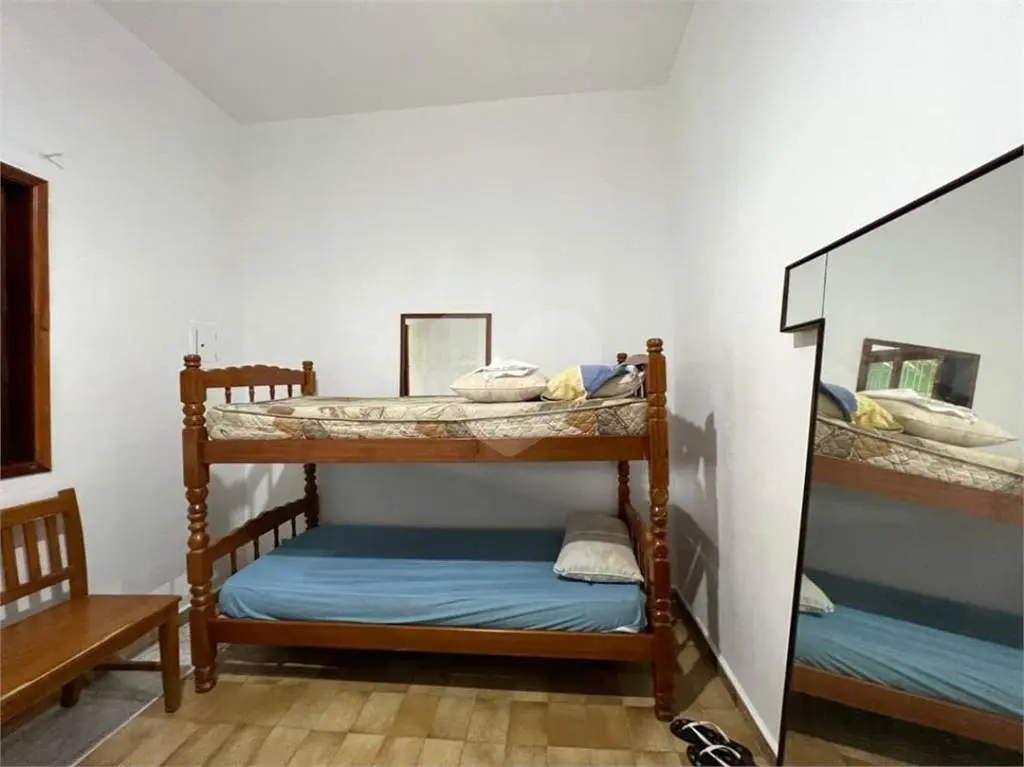 Casa para Venda em Praia Grande, Caiçara, 2 dormitórios, 1 banheiro, 10 vagas