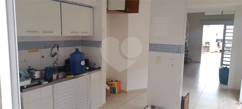 Sobrado para Venda em Praia Grande, Solemar, 2 dormitórios, 1 suíte, 1 banheiro, 2 vagas