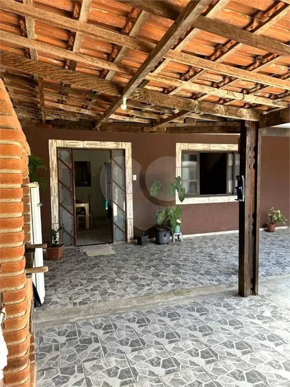 Sobrado para Venda em Praia Grande, Quietude, 4 dormitórios, 1 suíte, 2 banheiros, 4 vagas