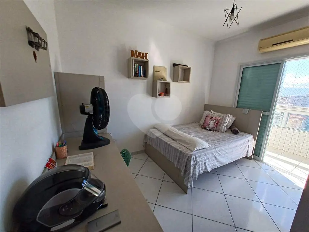 Apartamento para Venda em Praia Grande, Guilhermina, 3 dormitórios, 1 suíte, 2 banheiros, 1 vaga