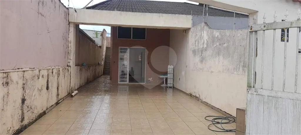 Sobrado para Venda em Praia Grande, Solemar, 2 dormitórios, 1 suíte, 1 banheiro, 2 vagas