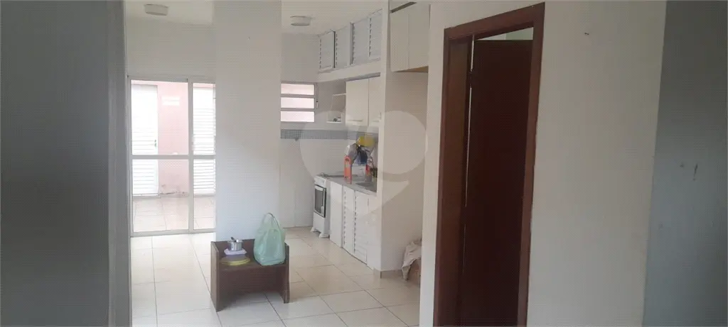 Sobrado para Venda em Praia Grande, Solemar, 2 dormitórios, 1 suíte, 1 banheiro, 2 vagas