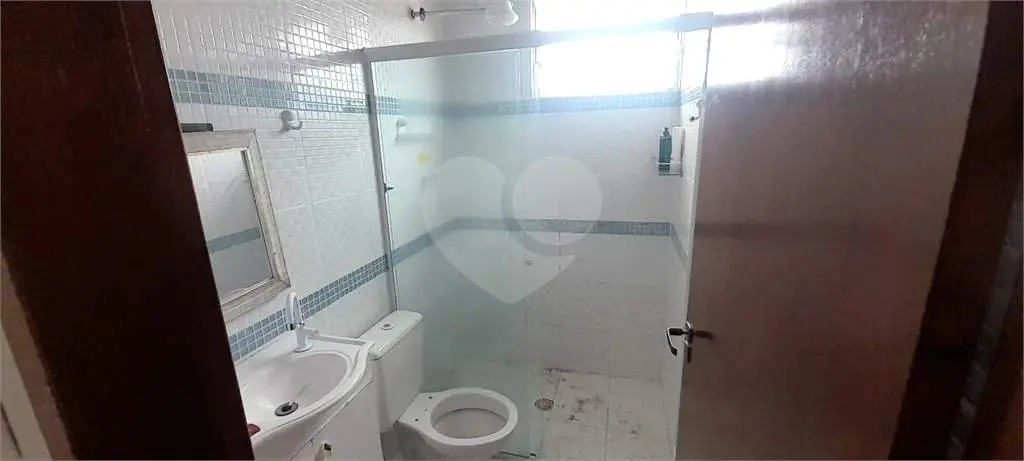 Sobrado para Venda em Praia Grande, Solemar, 2 dormitórios, 1 suíte, 1 banheiro, 2 vagas