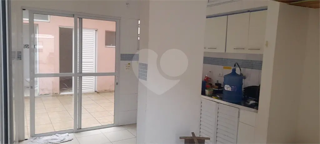Sobrado para Venda em Praia Grande, Solemar, 2 dormitórios, 1 suíte, 1 banheiro, 2 vagas