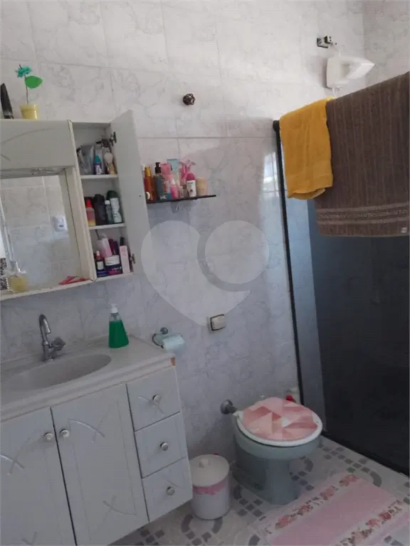 Sobrado para Venda em Praia Grande, Quietude, 4 dormitórios, 1 suíte, 2 banheiros, 4 vagas