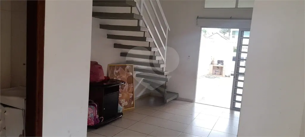 Sobrado para Venda em Praia Grande, Solemar, 2 dormitórios, 1 suíte, 1 banheiro, 2 vagas